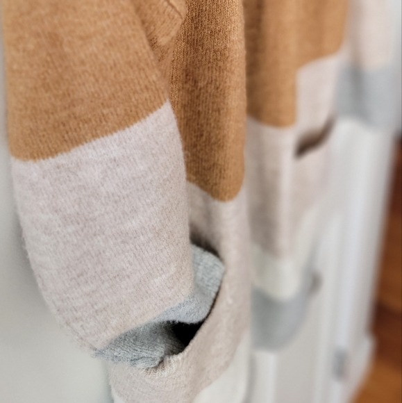 Primark Cardigan - Picture 2 of 2